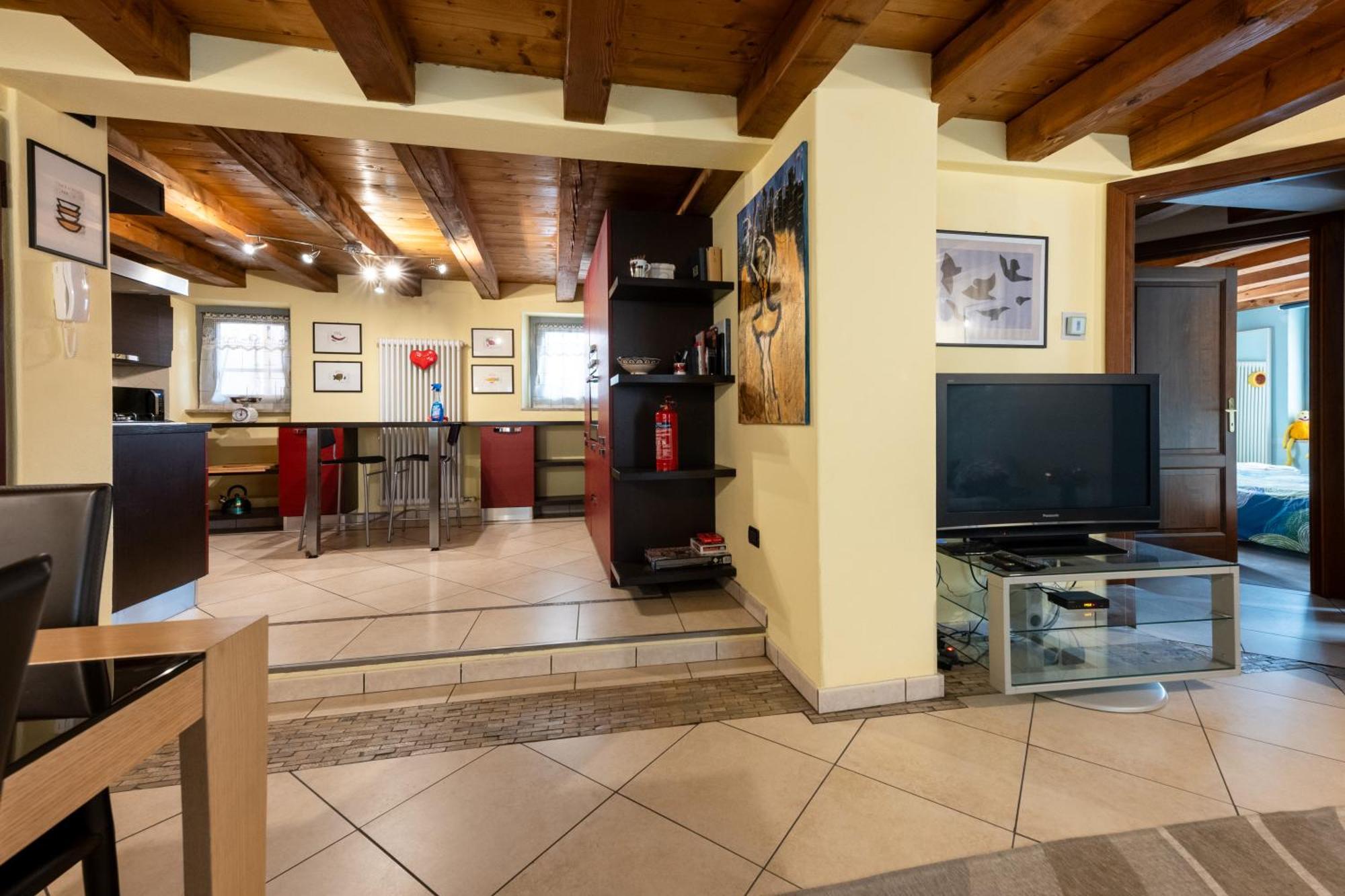 Alpine Apartment Aosta Exterior photo
